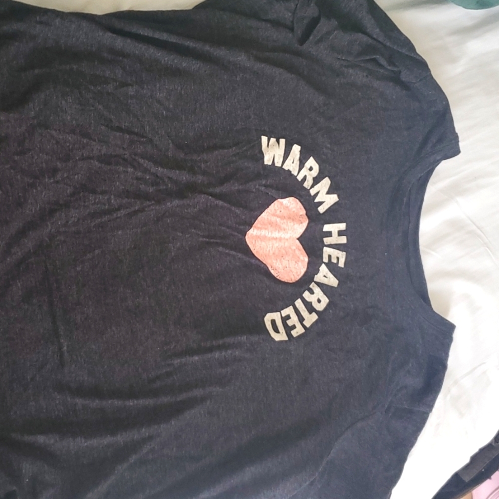 Dark grey tee